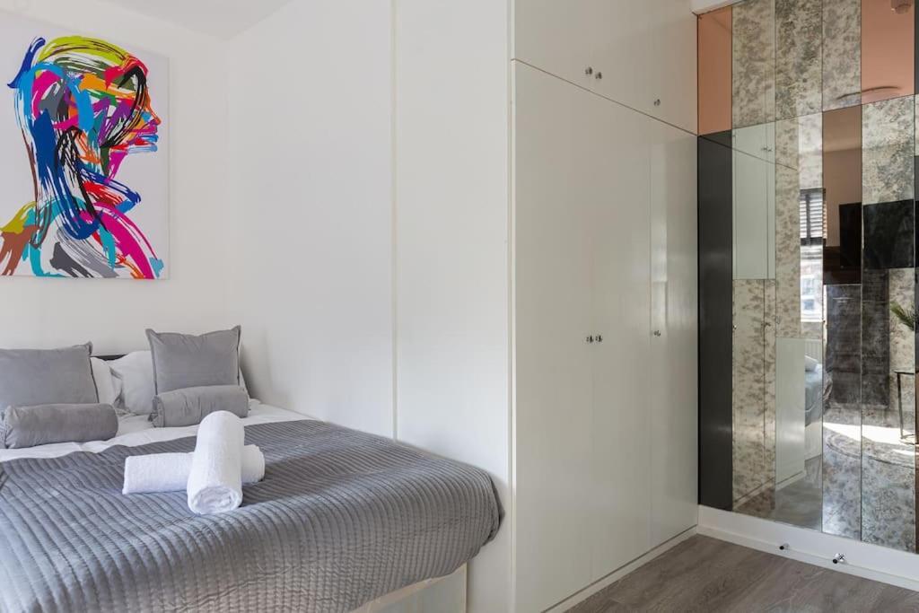 Studio Apt, 8 Min Walk From Tube 3 런던 외부 사진